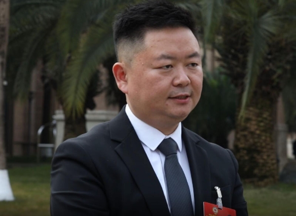 短视频 | 代表委员专访 政协委员——杜铭
